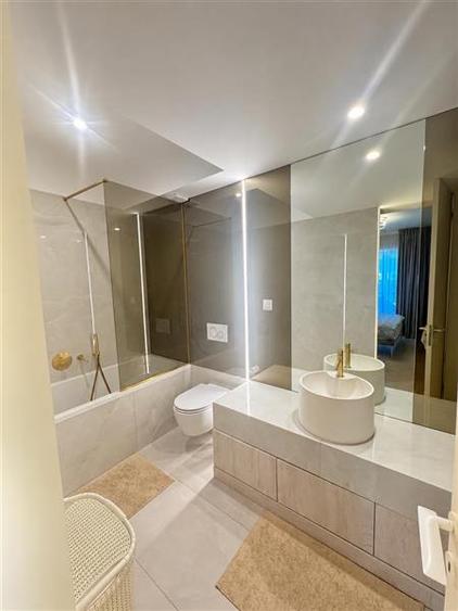Apartament cu 3 camere decomandat în Pipera