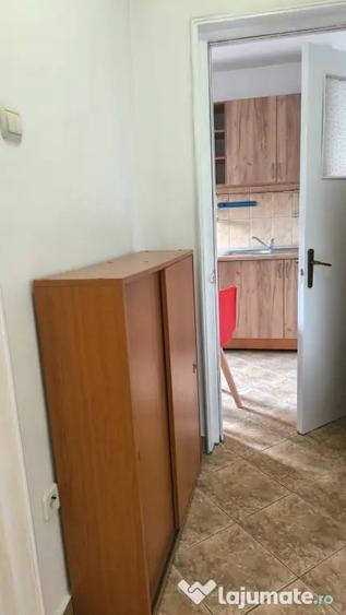 Apartament cu 2 camere decomandat în Drumul Taberei