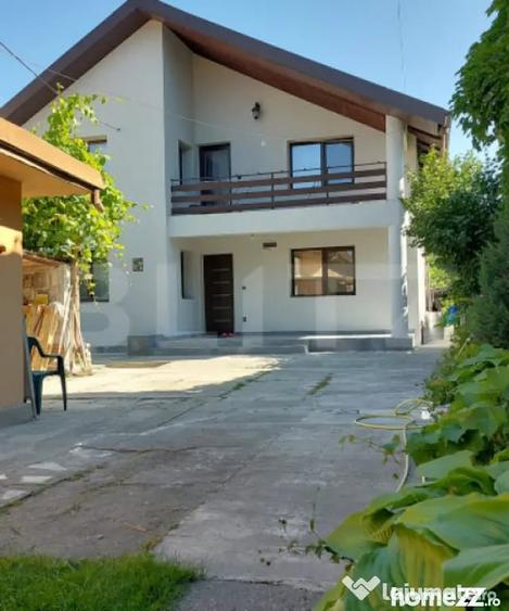 Casă cu 4 camere cu Teren 1040 Mp în Central
