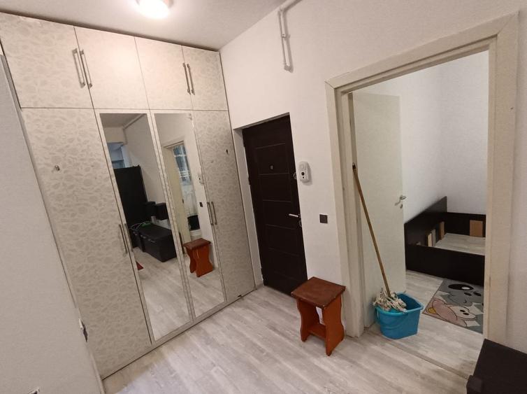 Apartament cu 2 camere semidecomandat în Chiajna