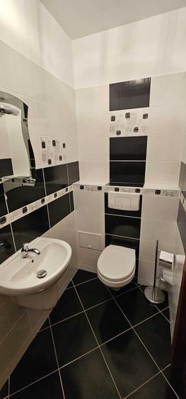 Apartament cu 3 camere decomandat în Drumul Carului