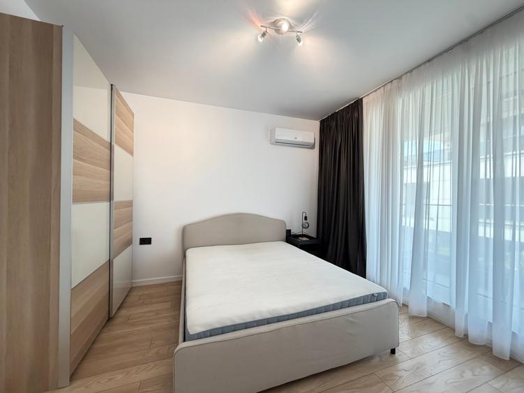 Casă cu 5 camere cu Canalizare în Sud-Vest