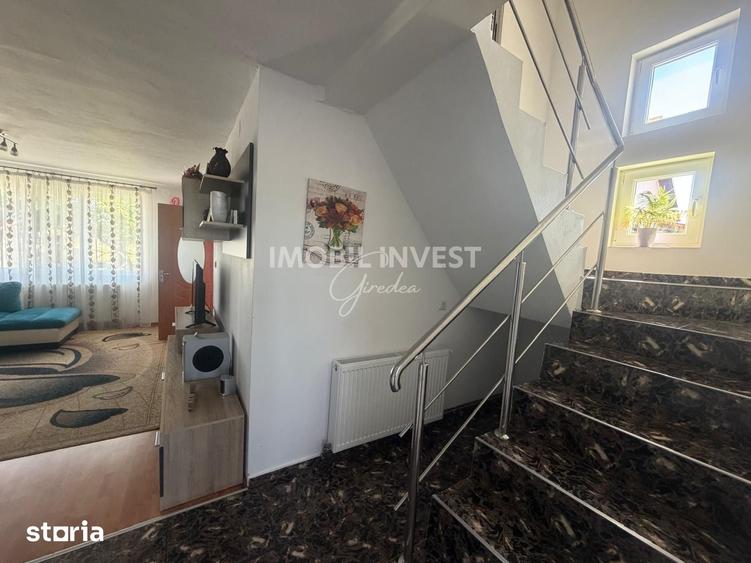Casă cu 4 camere cu Teren 228 Mp în Bărăbanț