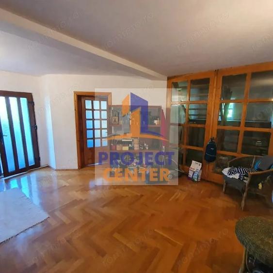 Casă cu 4 camere cu Teren 842 Mp în Trivale