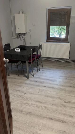 Apartament cu 2 camere decomandat în Calea Dumbrăvii