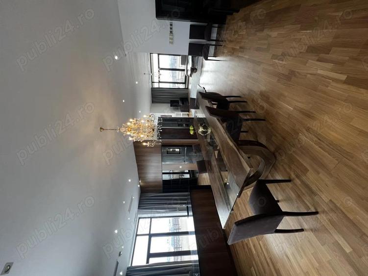 Apartament cu 5 camere decomandat, mobilat în Băneasa