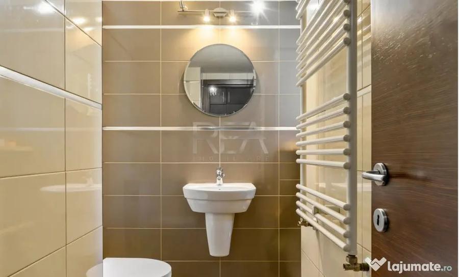 Apartament cu 3 camere semidecomandat în Titulescu