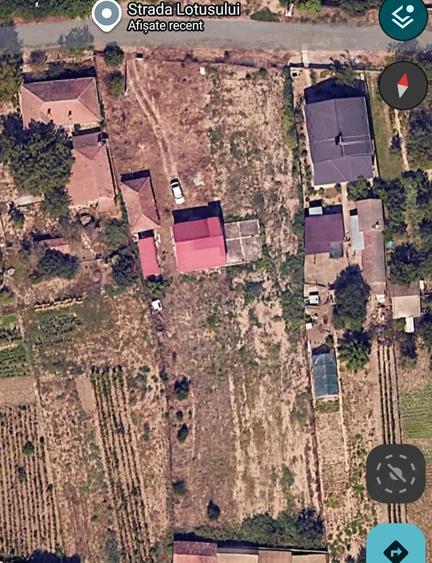 Teren de 1402 mp, în Clătești