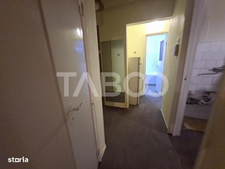 Apartament cu 2 camere decomandat în Central