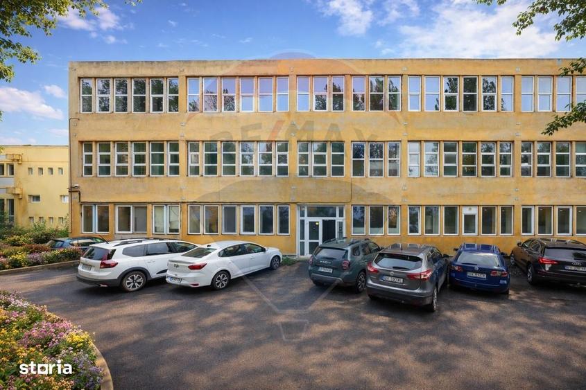 Spațiu comercial, de 1,421 mp, în IAR