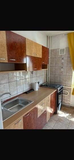 Garsonieră decomandată în Rahova