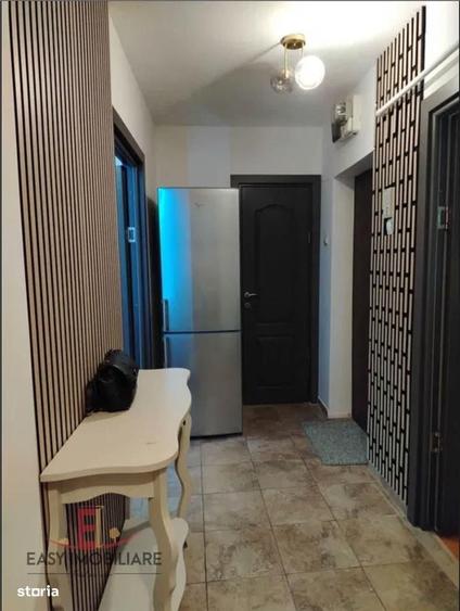 Apartament cu 3 camere decomandat în Vulcan