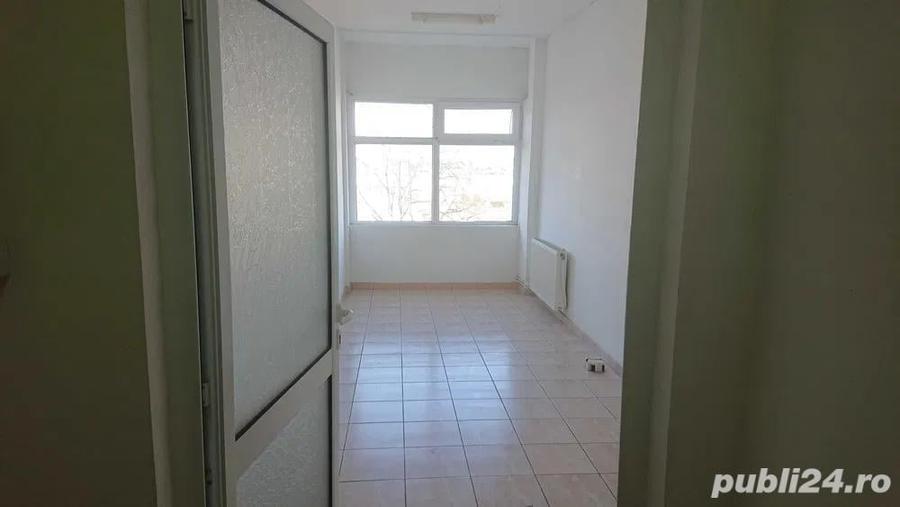 Spațiu comercial, de 100 mp, în Central