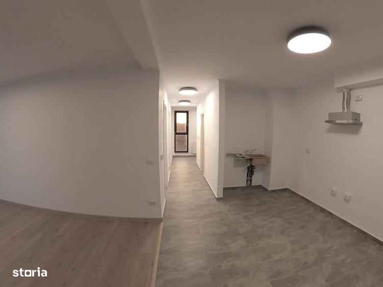 Apartament cu 4 camere în Lazu