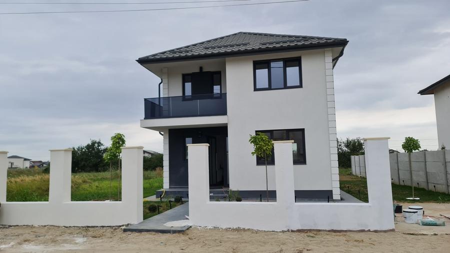 Casă cu 4 camere cu Teren 430 Mp în Berceni