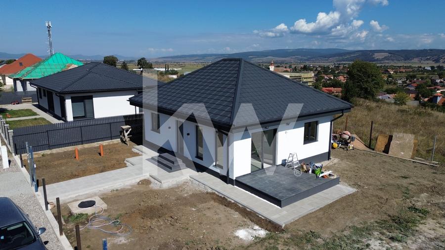 Casă individuală cu 3 camere cu Teren 684 Mp în Bod