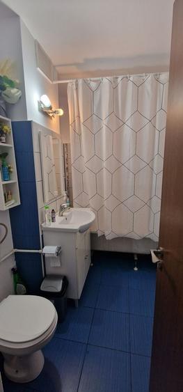 Apartament cu 4 camere decomandat în Inel II