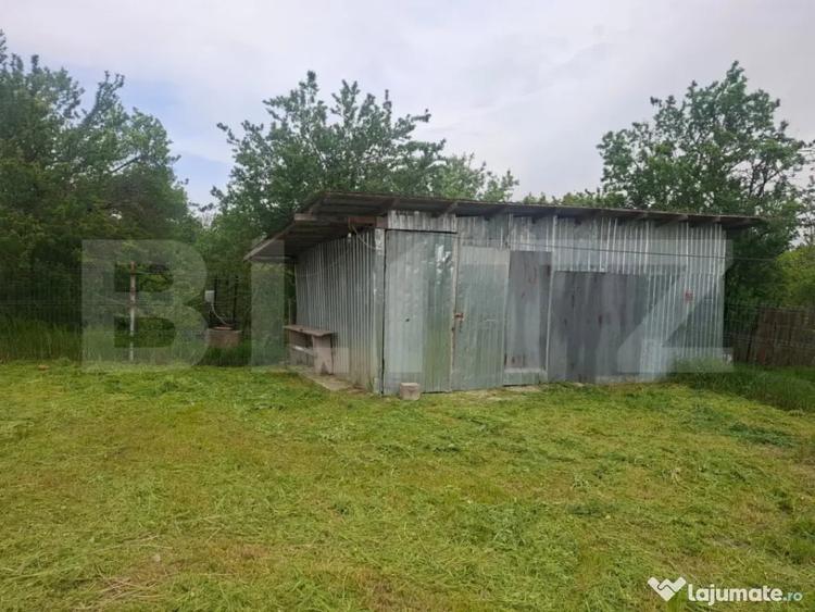 Casă cu 5 camere cu Teren 2300 Mp în Mătăsaru