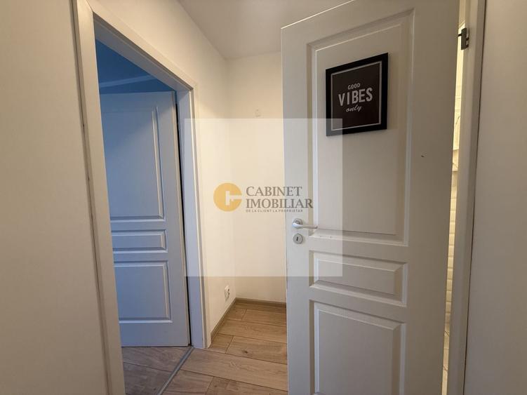 Apartament cu 2 camere semidecomandat, mobilat în Calea Victoriei