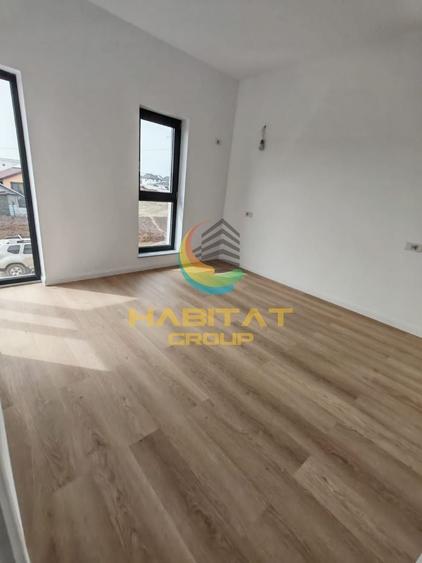 Casă individuală cu 5 camere cu Canalizare în Berceni