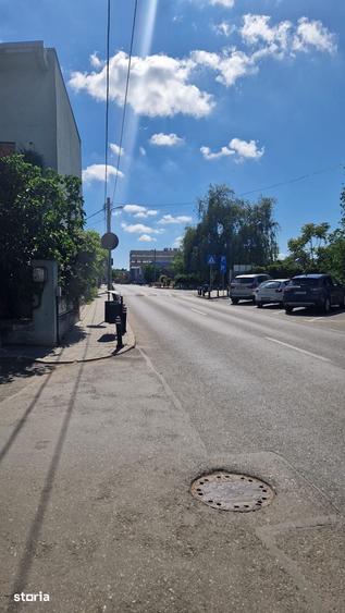 Teren de 412 mp, în Tei