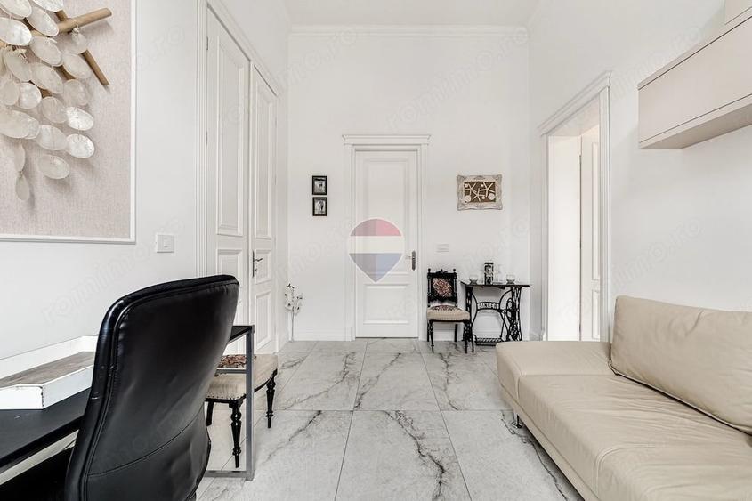 Apartament cu 3 camere semidecomandat în Ultracentral