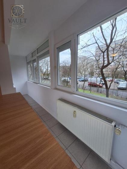 Apartament cu 2 camere semidecomandat, mobilat în Dristor — fotografia 3