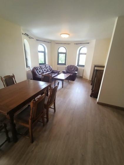 Apartament cu 2 camere decomandat, mobilat în Moșnița Nouă