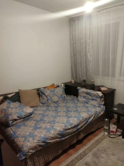 Apartament cu 2 camere semidecomandat în Giurgiului