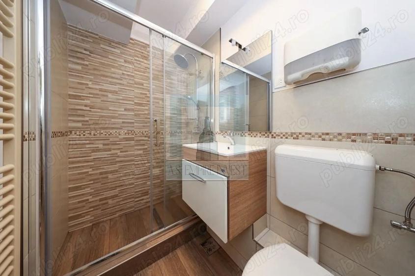 Apartament cu 4 camere decomandat, mobilat în Centrul Civic