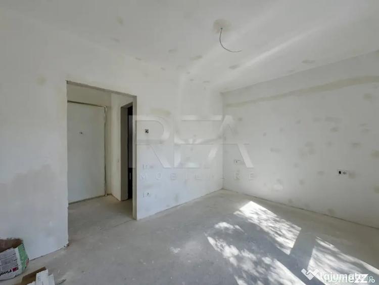Apartament cu 3 camere decomandat în Matei Voievod