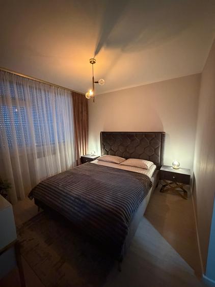 Apartament cu 2 camere decomandat, mobilat în Central