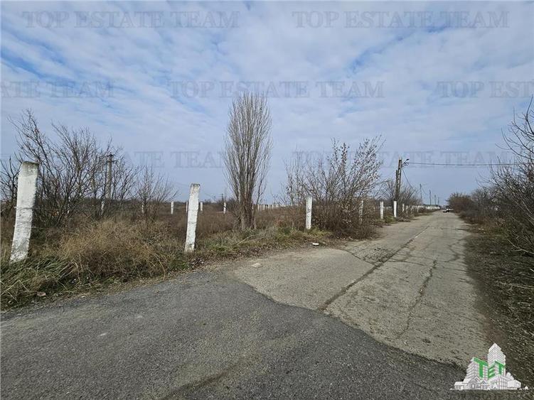 Teren Construcții intravilan de 28000 mp, în Hârșova