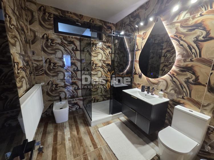 Casă individuală cu 6 camere cu Canalizare în Rediu