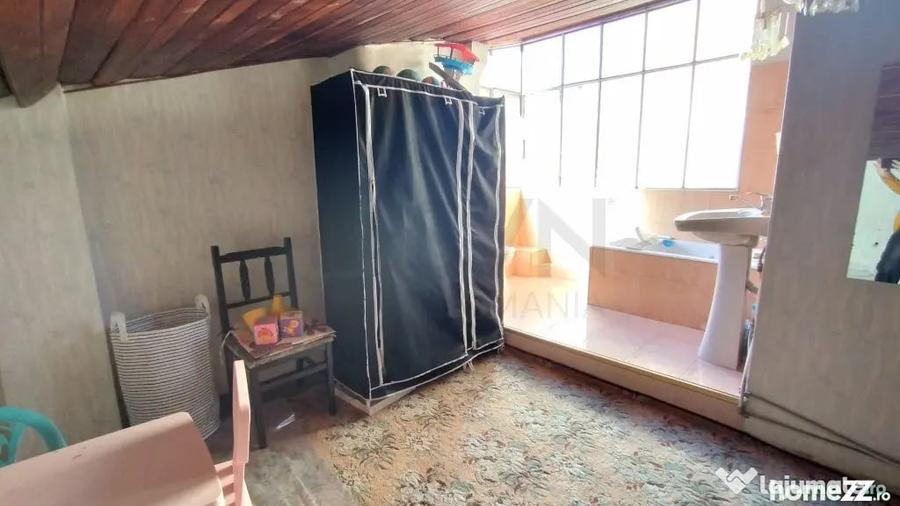 Apartament cu 4 camere decomandat în Universitate