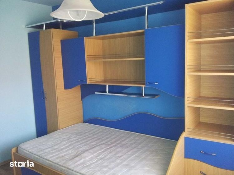 Apartament cu 4 camere decomandat în Gării