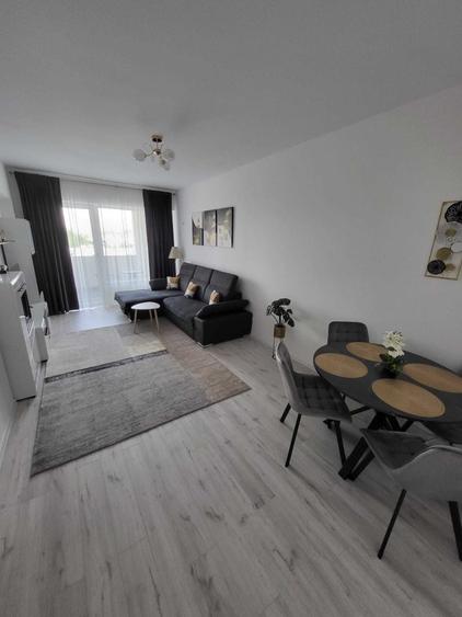 Apartament cu 2 camere decomandat în Militari
