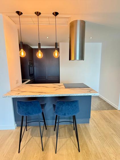 Apartament cu 3 camere semidecomandat în Aviației