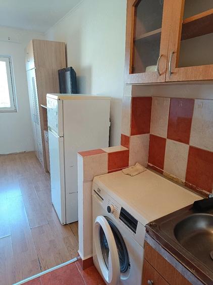 Persoana fizica 150 euro Spitalul Judetean - 10