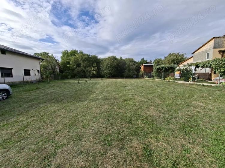 Teren de 500 mp, în Central
