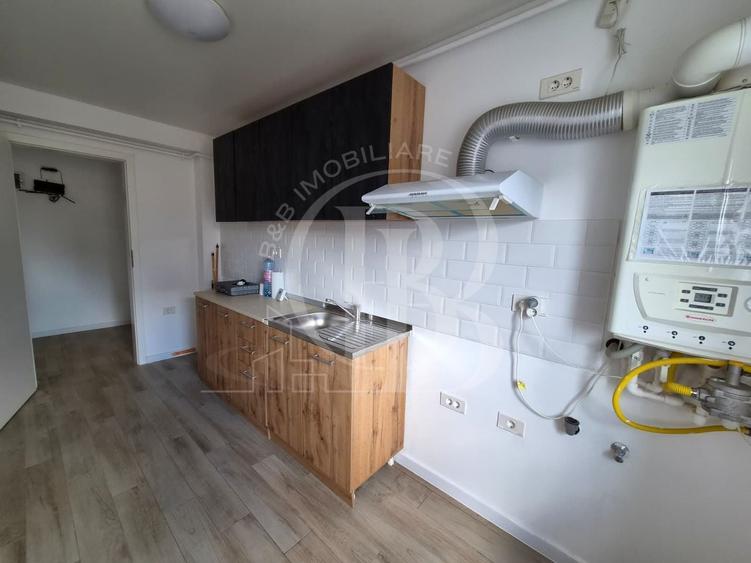 Apartament cu 2 camere decomandat, mobilat în Ozana