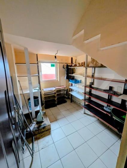 Casă individuală cu 4 camere cu Canalizare în Bucium