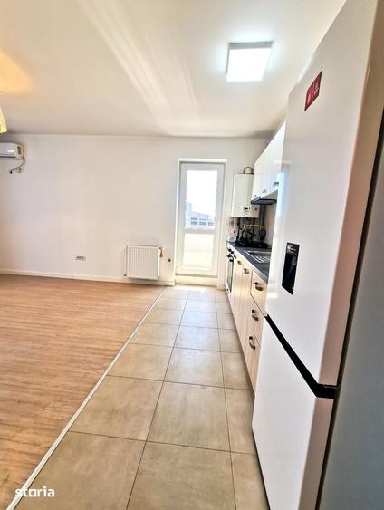 Apartament cu 3 camere decomandat în Theodor Pallady