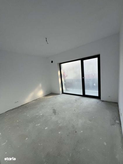 Casă cu 3 camere în Dezmir