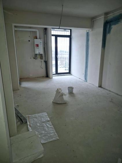 Apartament 3 camere Floresti-BMW, 77 mp utili, etaj 2 - 5