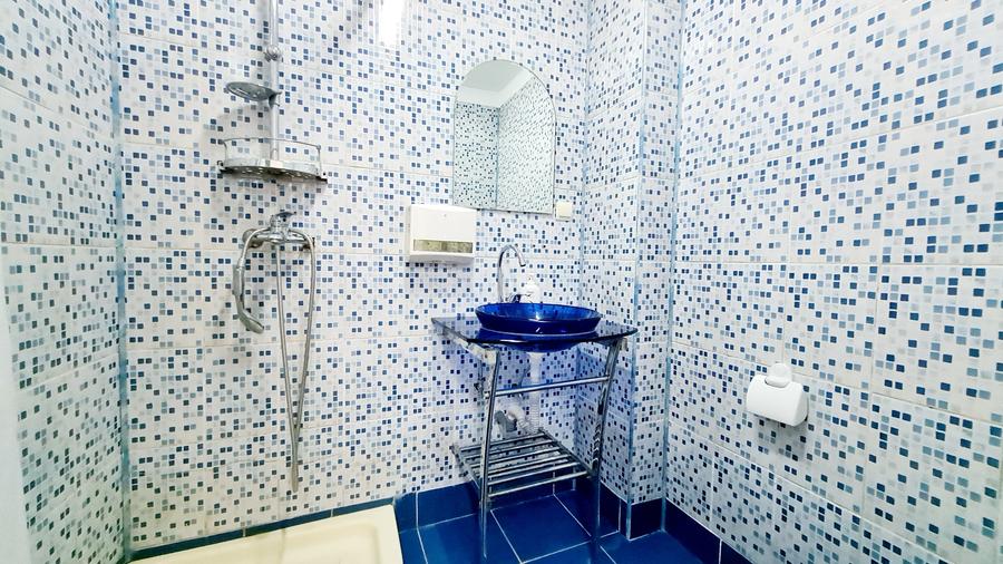 Casă cu 5 camere cu Canalizare în Calea Călărașilor