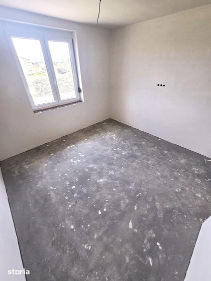 Casă cu 4 camere cu Teren 720 Mp în Nord