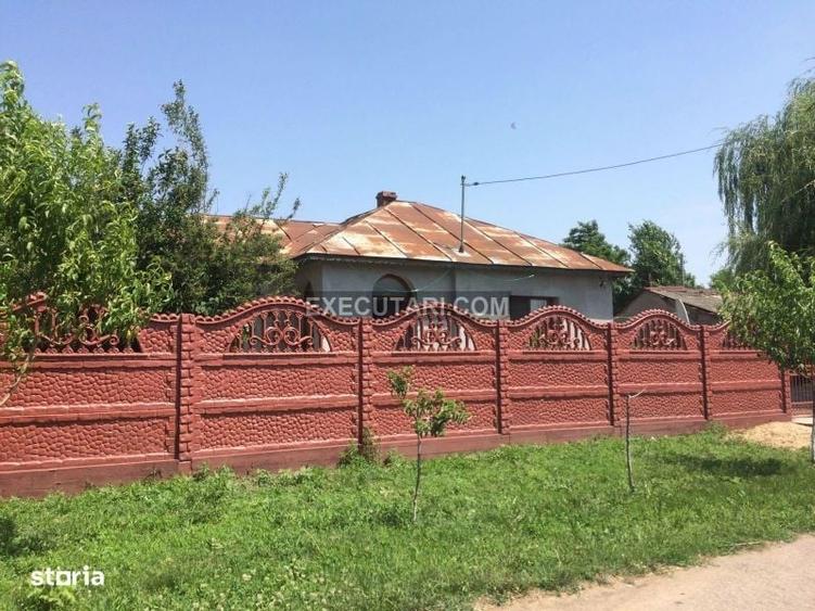 Casă cu 2 camere în Central