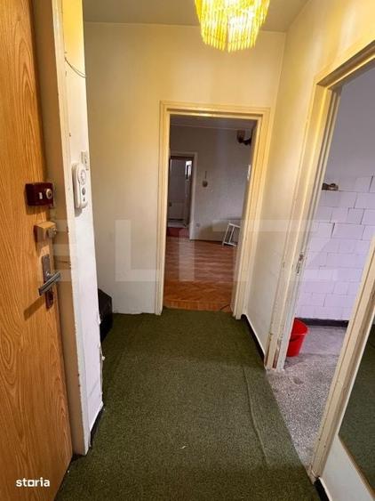 Apartament cu 3 camere semidecomandat în Ultracentral