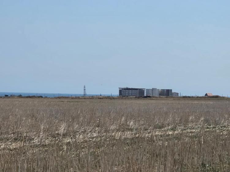 Teren Construcții extravilan de 3200 mp, în Tuzla